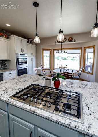 890 E Kings Deer Point, Monument, CO 80132