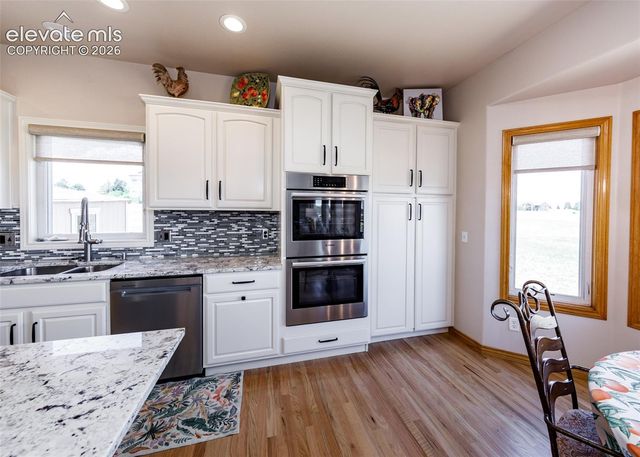890 E Kings Deer Point, Monument, CO 80132