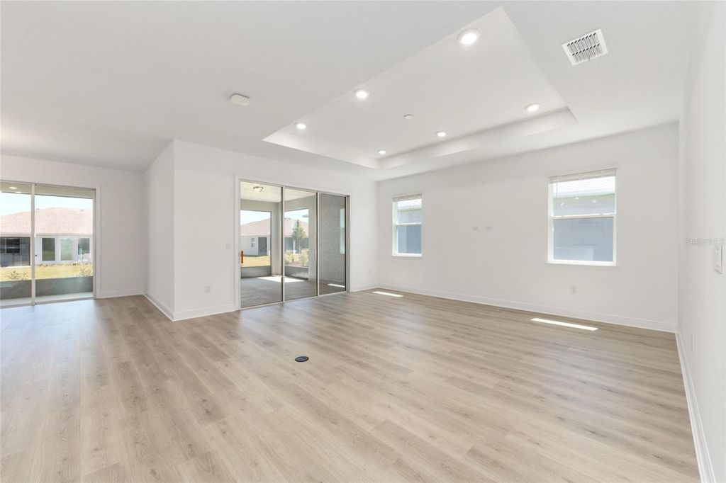 Image 9 of property listing at 10109 SW 82ND PLACE ROAD, Ocala, FL 34481