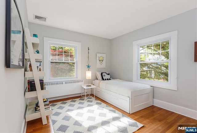218 Inwood Avenue, Montclair, NJ 07043
