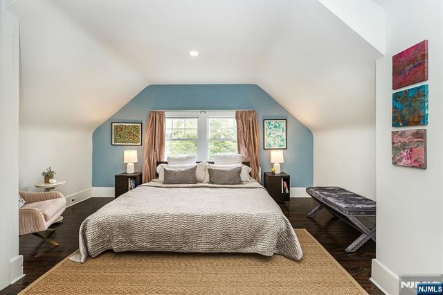 218 Inwood Avenue, Montclair, NJ 07043