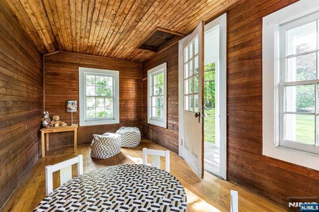 218 Inwood Avenue, Montclair, NJ 07043