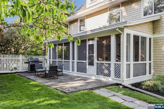 218 Inwood Avenue, Montclair, NJ 07043