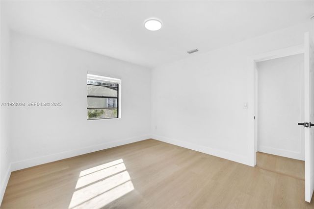 16140 NW 17th Pl, Miami Gardens, FL 33054