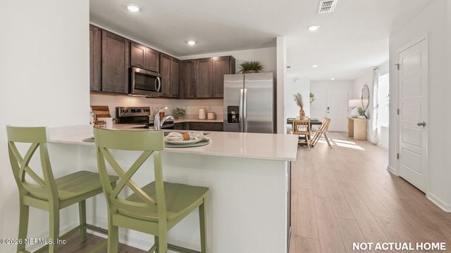 5126 BARNHOUSE Circle, Jacksonville, FL 32234
