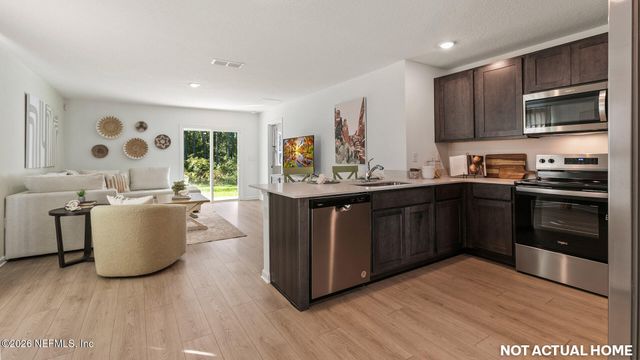 5126 BARNHOUSE Circle, Jacksonville, FL 32234