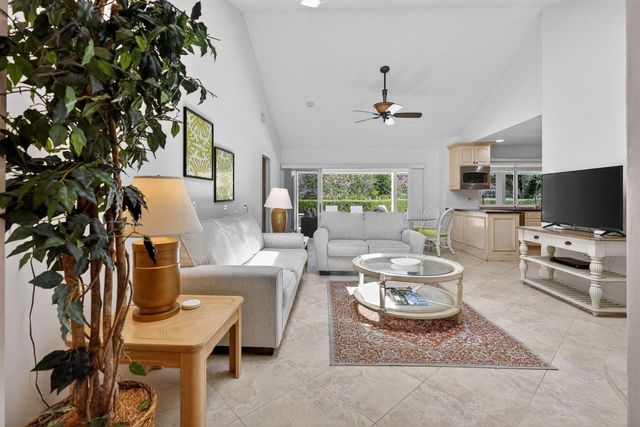 5741 SE Winged Foot Drive, Stuart, FL 34997