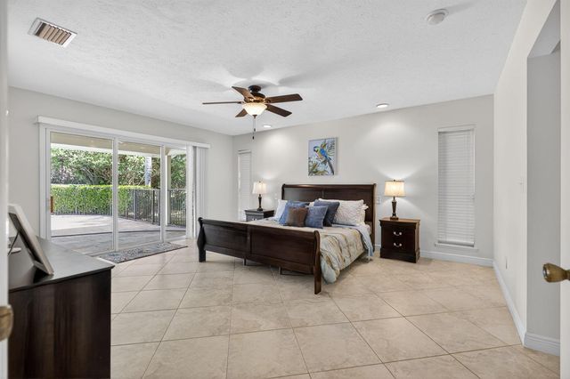 5741 SE Winged Foot Drive, Stuart, FL 34997