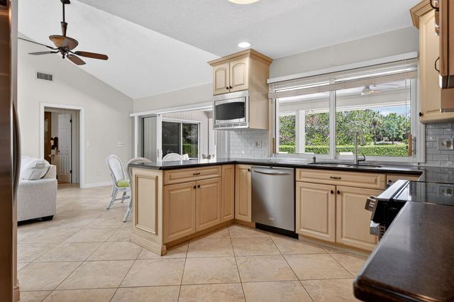 5741 SE Winged Foot Drive, Stuart, FL 34997