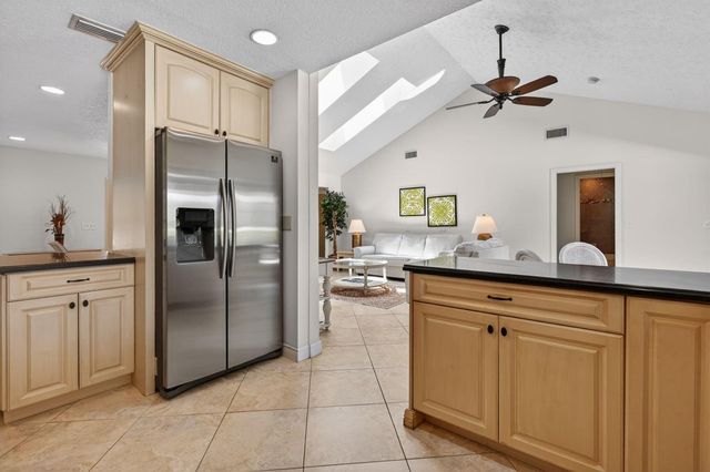 5741 SE Winged Foot Drive, Stuart, FL 34997