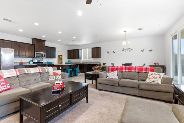 3934 E College, Visalia, CA 93292