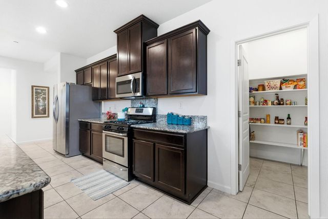 3934 E College, Visalia, CA 93292