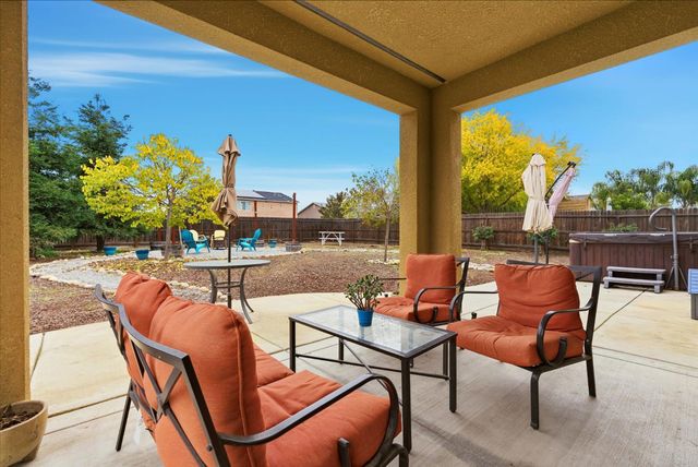 3934 E College, Visalia, CA 93292