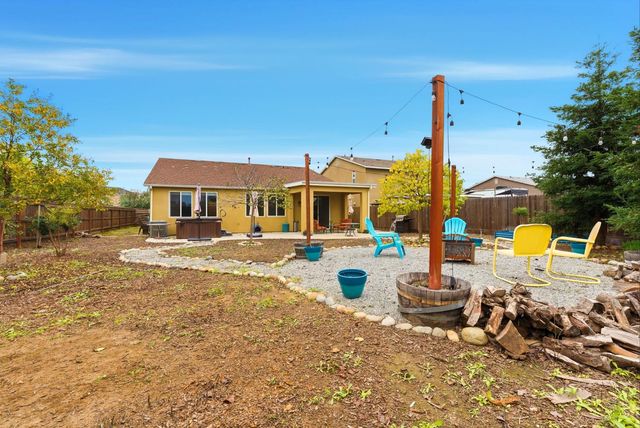 3934 E College, Visalia, CA 93292