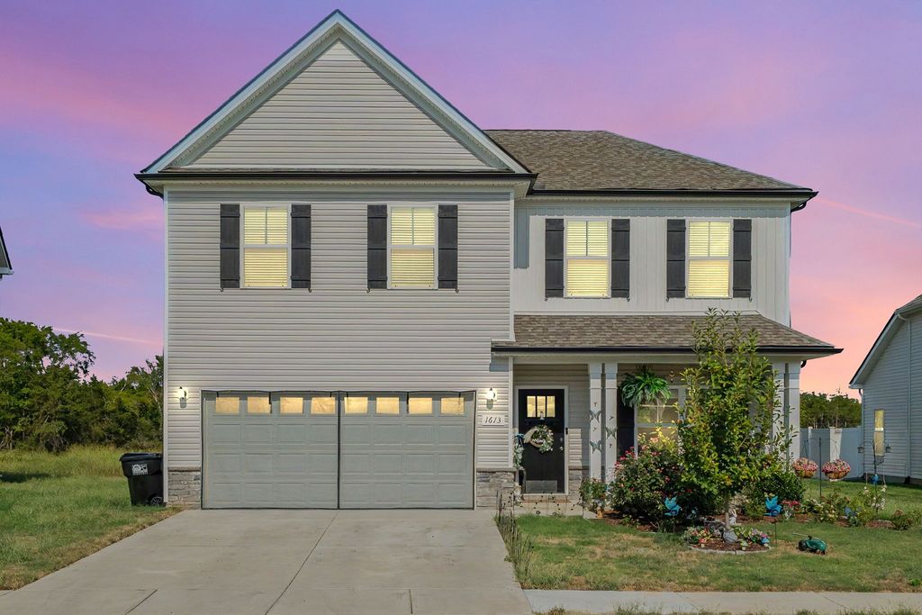 1613 Secretariat Trce, Murfreesboro, TN 37128
