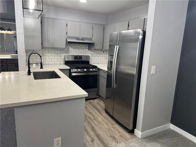 23605 Del Monte Drive 254, Valencia, CA 91355