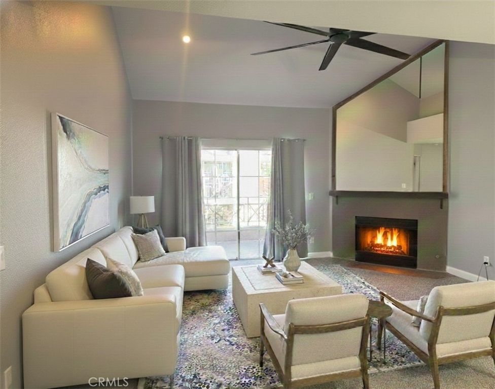 23605 Del Monte Drive 254, Valencia, CA 91355