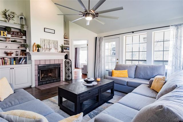 9014 N Timberview Drive, Midwest City, OK 73130