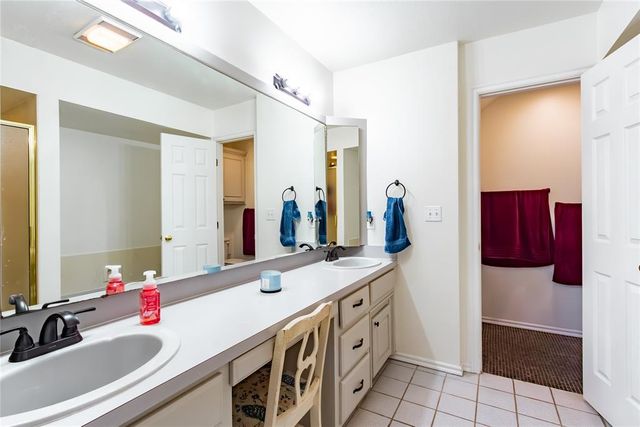 9014 N Timberview Drive, Midwest City, OK 73130