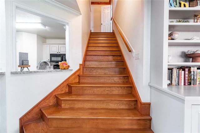 9014 N Timberview Drive, Midwest City, OK 73130