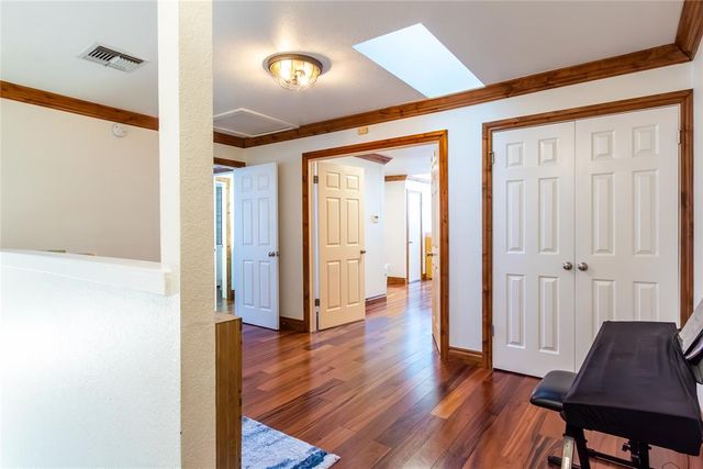 9014 N Timberview Drive, Midwest City, OK 73130