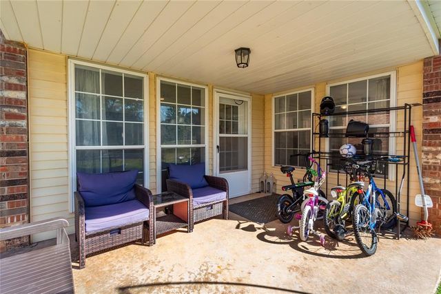 9014 N Timberview Drive, Midwest City, OK 73130