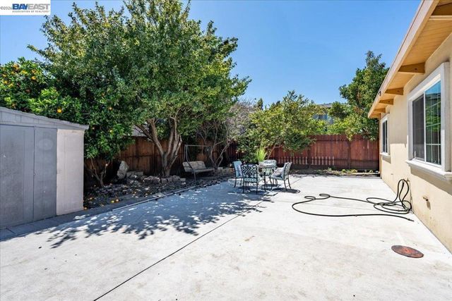 1006 Lake St, San Pablo, CA 94806
