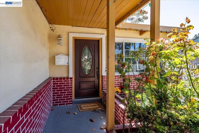 1006 Lake St, San Pablo, CA 94806