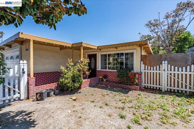 1006 Lake St, San Pablo, CA 94806