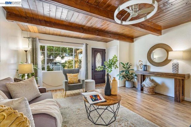 1006 Lake St, San Pablo, CA 94806