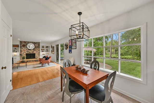 7266 N Pierron ROAD, Glendale, WI 53209