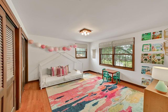 7266 N Pierron ROAD, Glendale, WI 53209