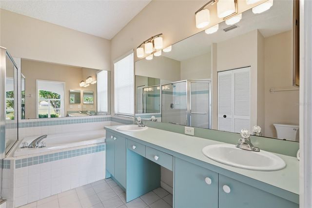 1186 DARTFORD DRIVE, Tarpon Springs, FL 34688