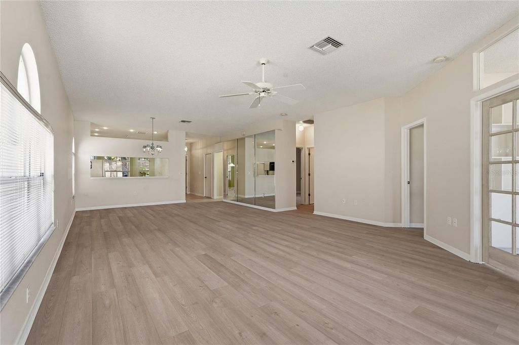 Image 13 of property listing at 1186 DARTFORD DRIVE, Tarpon Springs, FL 34688
