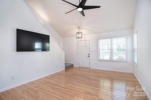 6631 Vlosi Drive, Charlotte, NC 28226