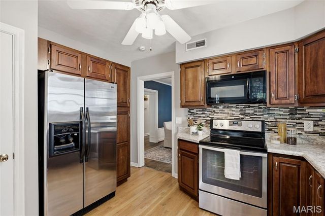 485 Clemens Avenue, Kirkwood, MO 63122