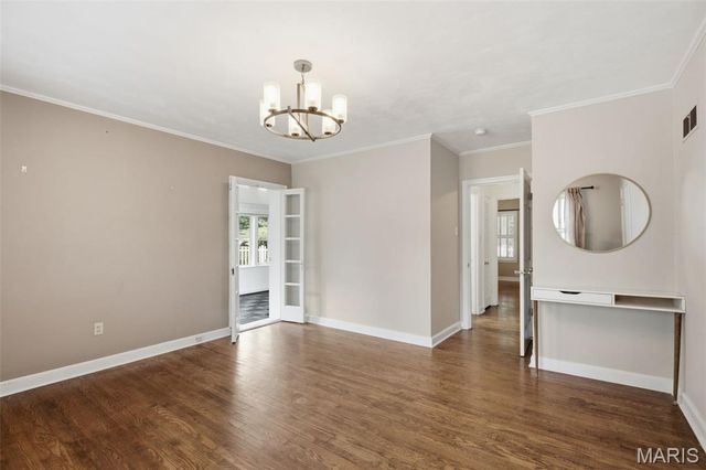 485 Clemens Avenue, Kirkwood, MO 63122