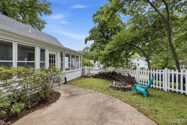 485 Clemens Avenue, Kirkwood, MO 63122
