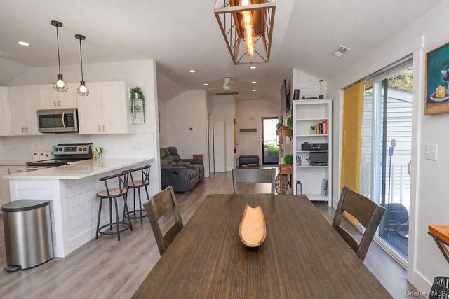 18 Pleasant Road, Lake Peekskill, NY 10537