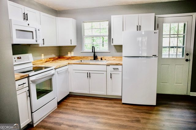 145 Susan Circle, Winterville, GA 30683