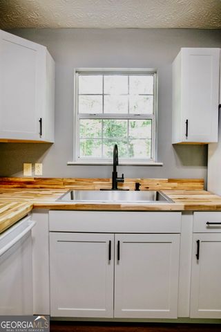 145 Susan Circle, Winterville, GA 30683