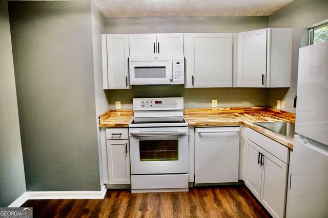 145 Susan Circle, Winterville, GA 30683