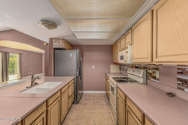 4305 E EQUESTRIAN Trail, Phoenix, AZ 85044