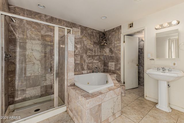 4305 E EQUESTRIAN Trail, Phoenix, AZ 85044