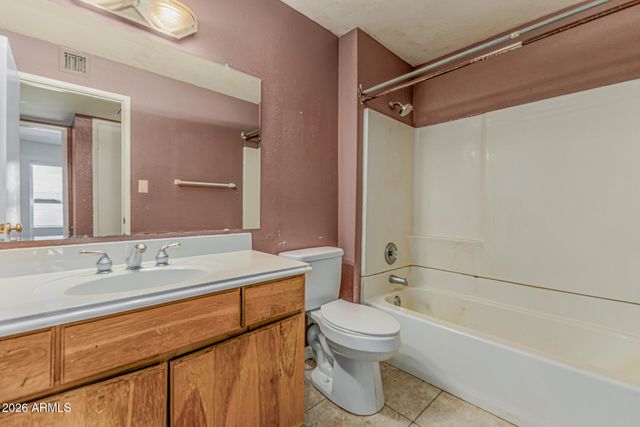 4305 E EQUESTRIAN Trail, Phoenix, AZ 85044