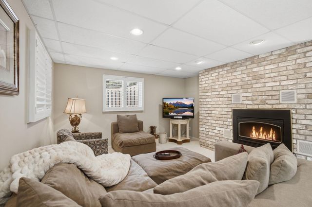 13608 Homestead Avenue N, Hugo, MN 55038