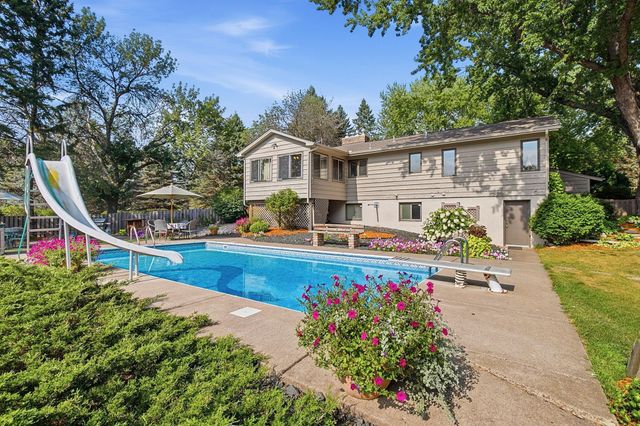 13608 Homestead Avenue N, Hugo, MN 55038