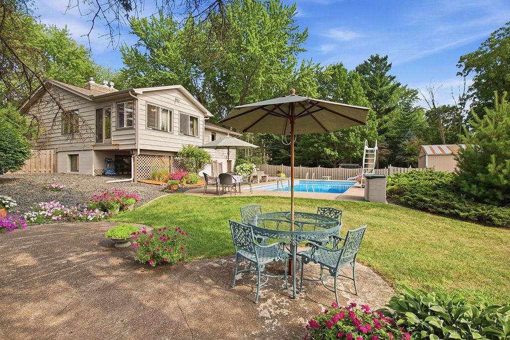 13608 Homestead Avenue N, Hugo, MN 55038 — exterior