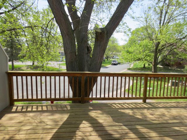7607 Zinnia Way, Maple Grove, MN 55311