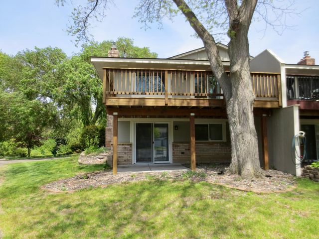 7607 Zinnia Way, Maple Grove, MN 55311